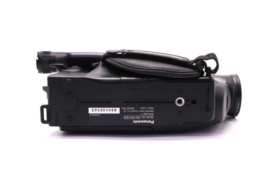 Кассетная видеокамера Panasonic NV-RX11EN 